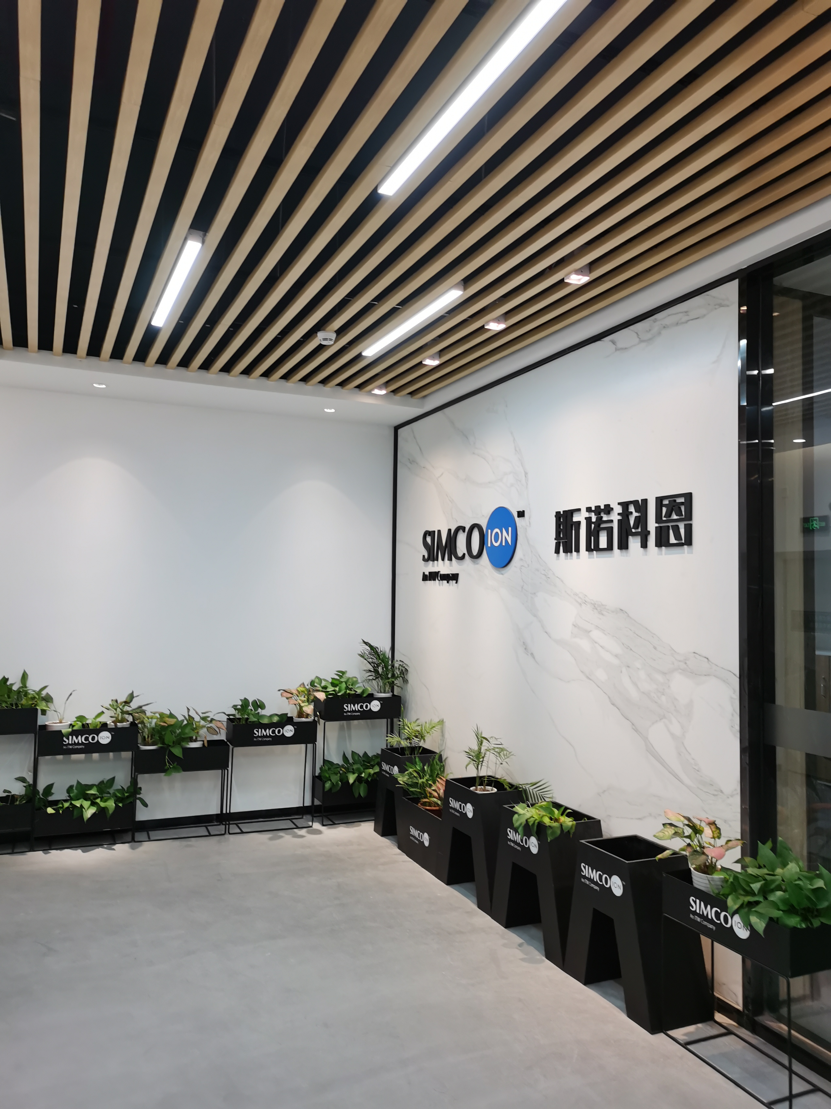 ���ڸ��Ȃ�˹�Z�ƶ�